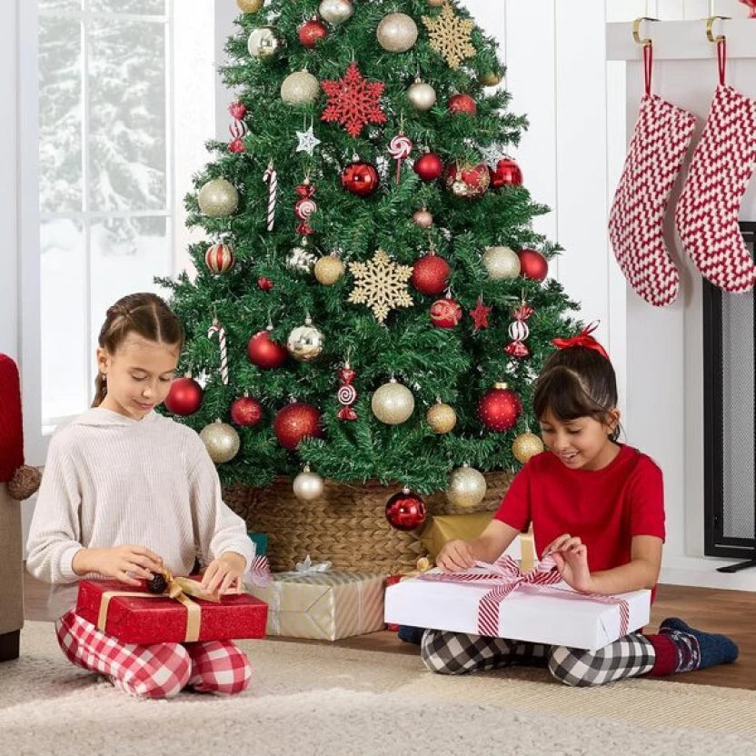 St. Charles 270901 Artificial Christmas Tree  (Green, Pine, 240 cm)